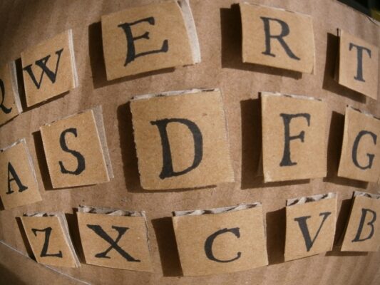 Webアプリ開発で使用する言語