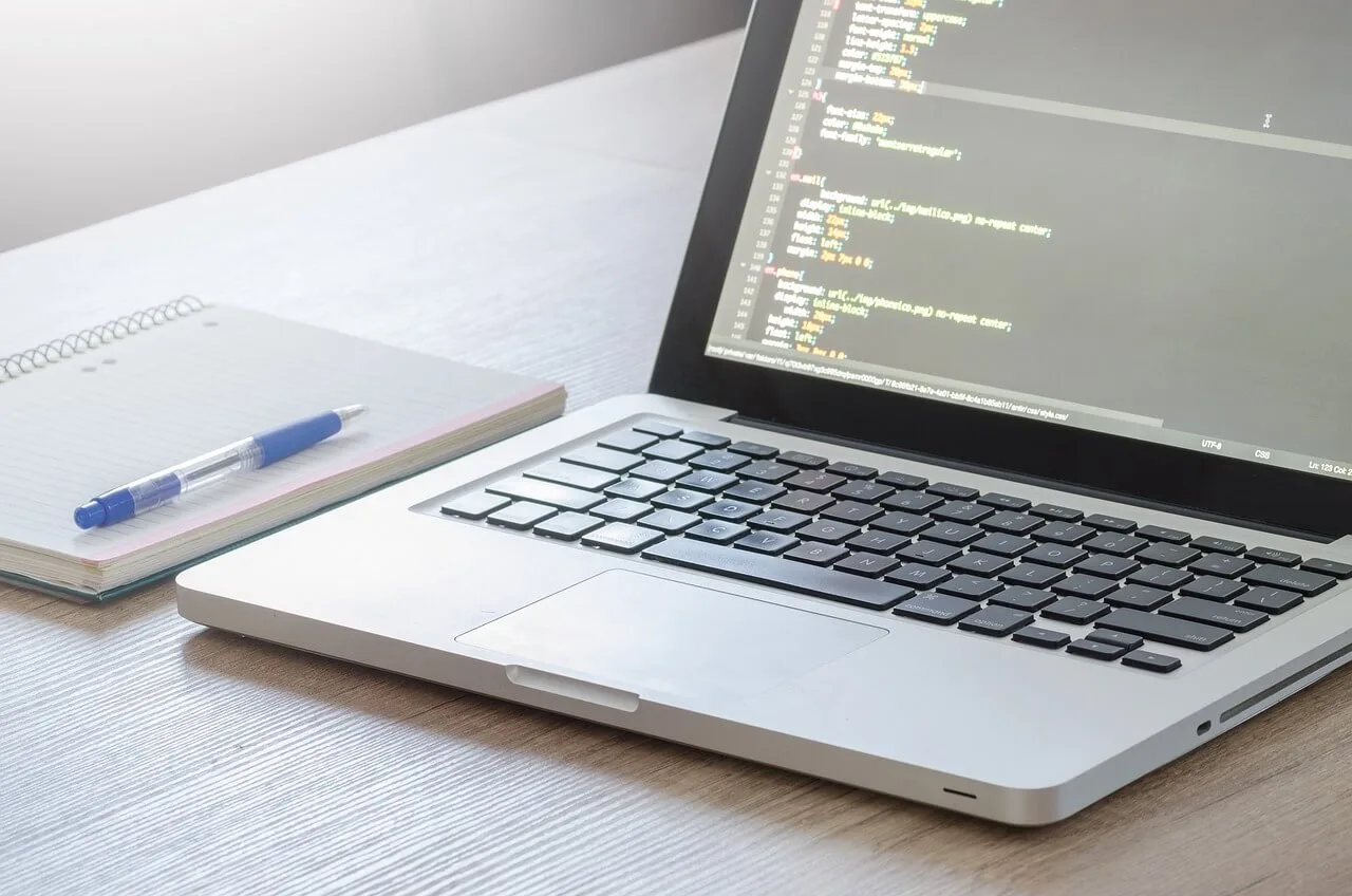 Webシステム開発の仕組み・特徴